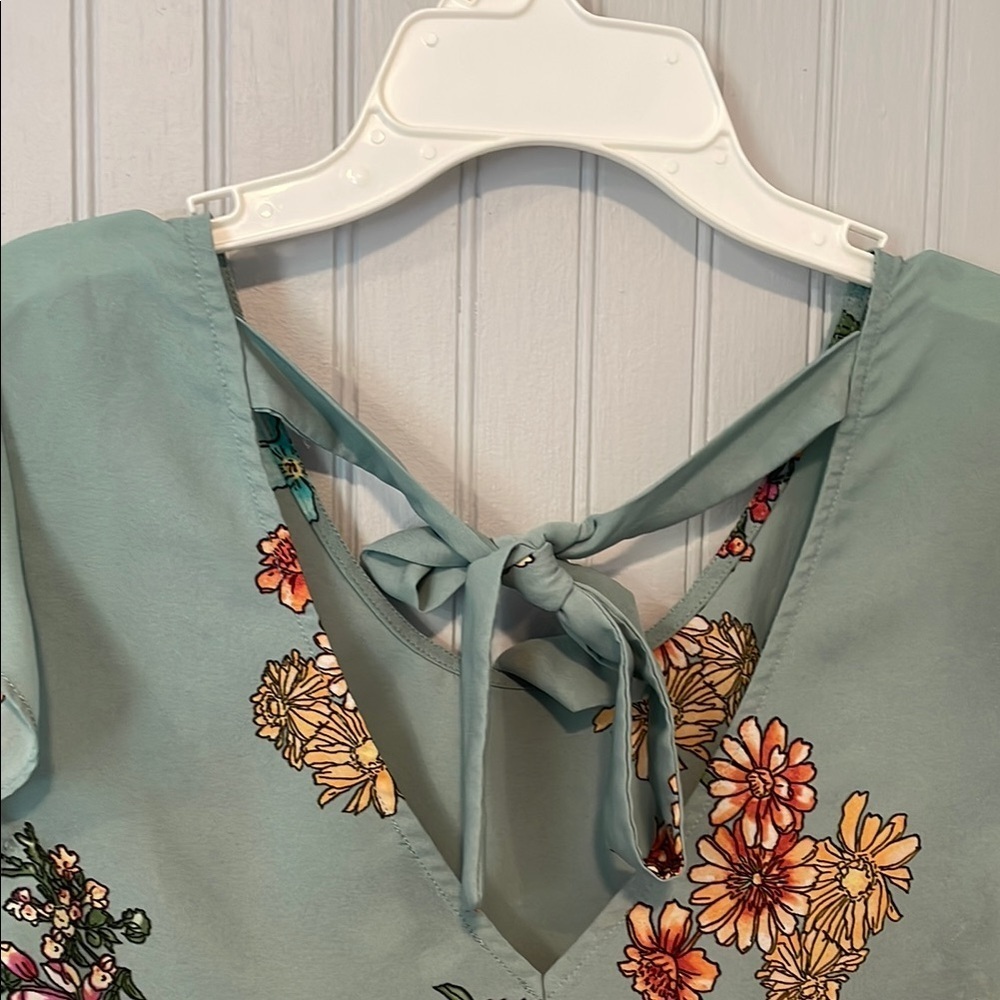 Twine & String Ruffled Sage Green Floral Flutter Sleeve Blouse | XL JRS - Picture 6 of 9